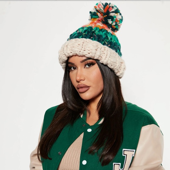 Zara knit chunky winter Pom Pom beanie hat - Picture 2 of 9